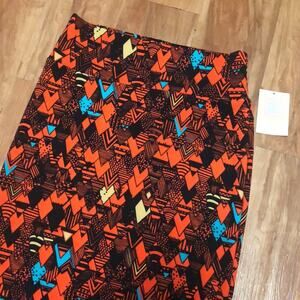 LuLaRoe Cassie Diamond Skirt Size Medium